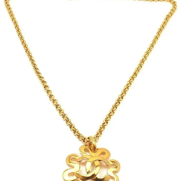 Authentic Chanel Vintage Gold Tone Logo Cc Daisy Necklace - Picture 2 of 5